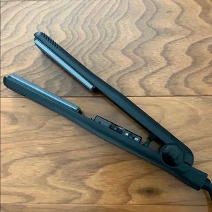 Hot Tools hair crimper